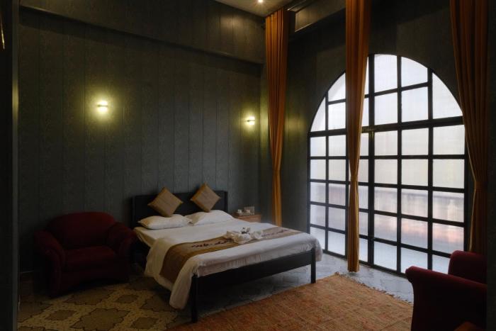 qila hotel