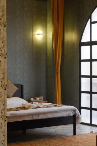 qila hotel