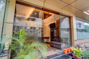 super townhouse madan mahal railway junction formerly annpurna inn