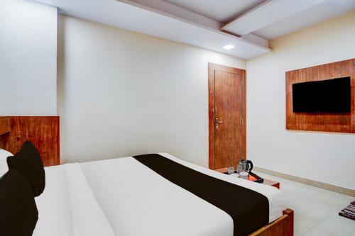 super townhouse madan mahal railway junction formerly annpurna inn