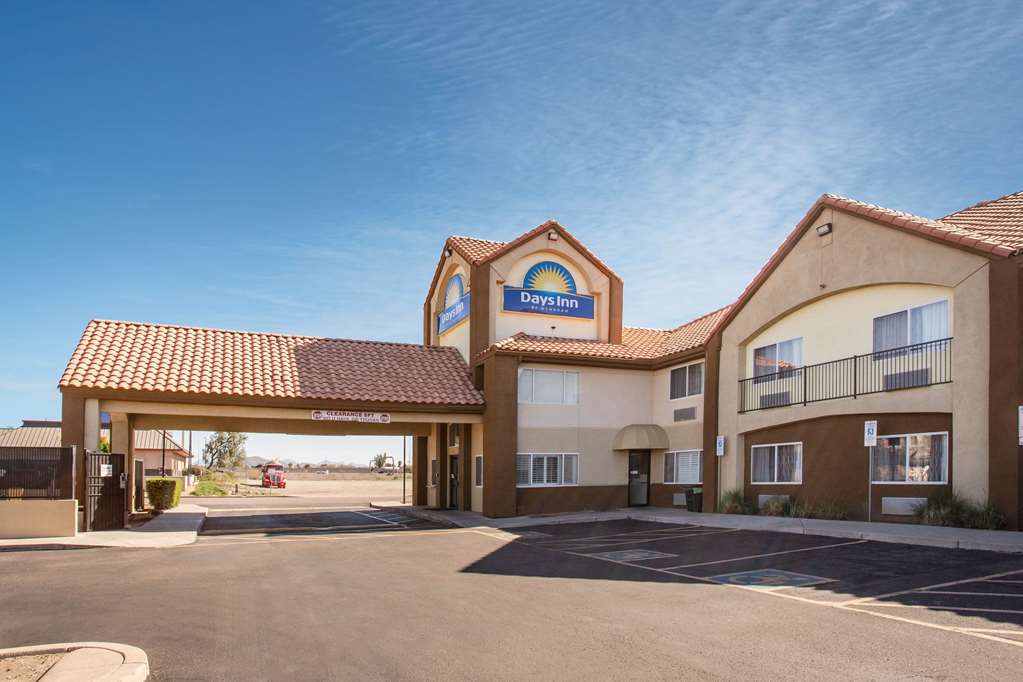 days inn by wyndham phoenix north