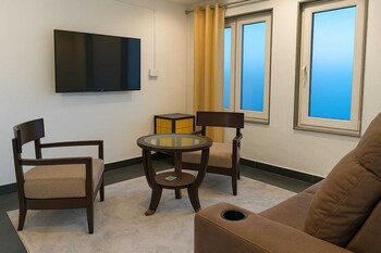 Hampton Villa Retreat,,4 star