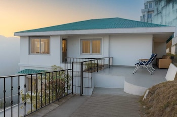 Hampton Villa Retreat,,4 star