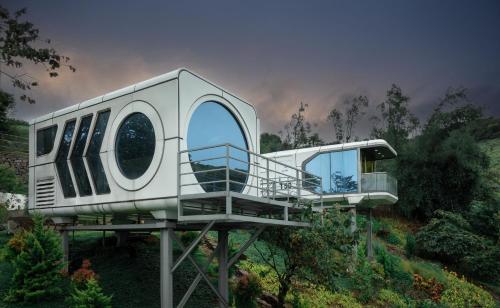 vanani luxury glamping and resort munnar
