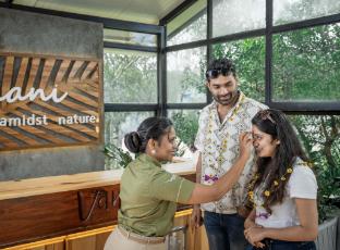 vanani luxury glamping and resort munnar