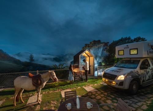 vanani luxury glamping and resort munnar
