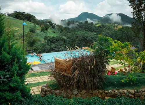vanani luxury glamping and resort munnar