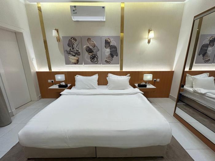 riyadh luxury 5