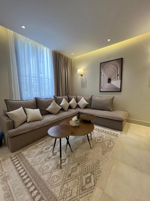 riyadh luxury 5