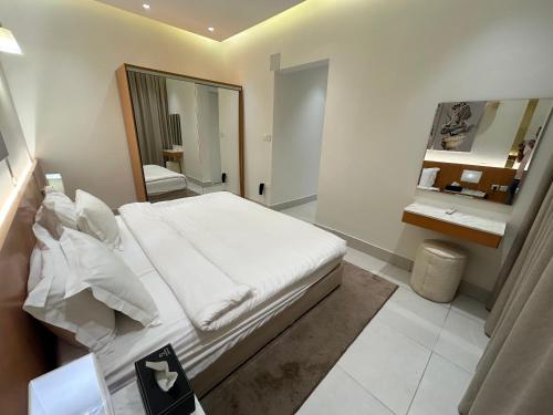 riyadh luxury 5