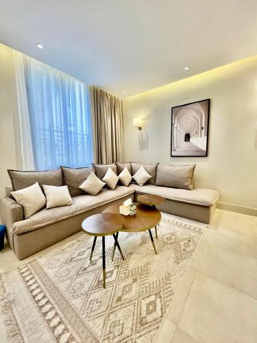 riyadh luxury 5
