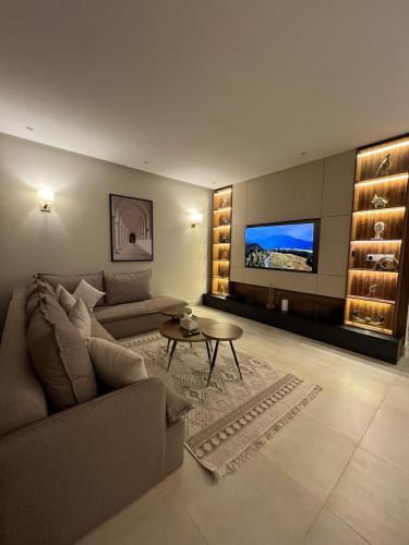 riyadh luxury 5