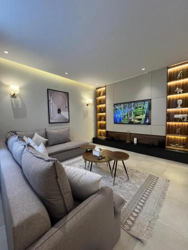 riyadh luxury 5