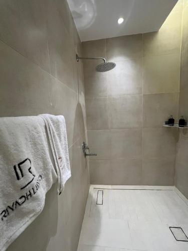 riyadh luxury 5