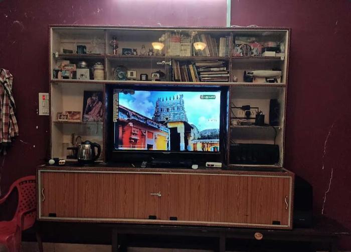 saradha nivas near temple