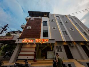 gurukripa hotel
