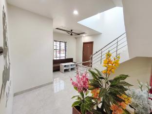 Gurukripa Hotel,,3 star