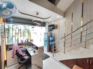 Gurukripa Hotel,,3 star
