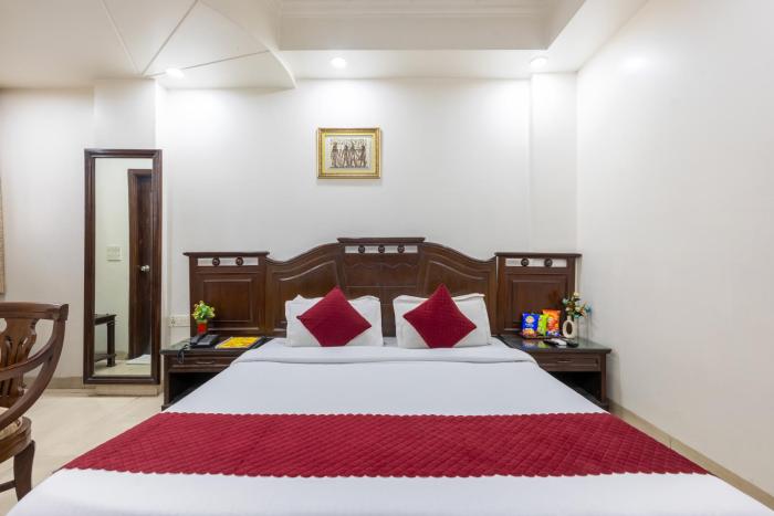 hotel legend international just a min walk from new delhi railway station