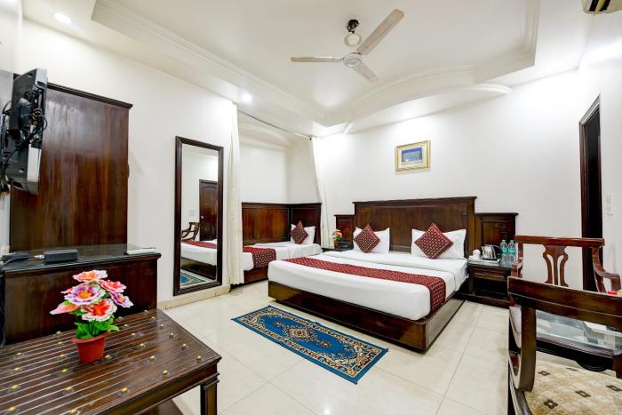 hotel legend international just a min walk from new delhi railway station