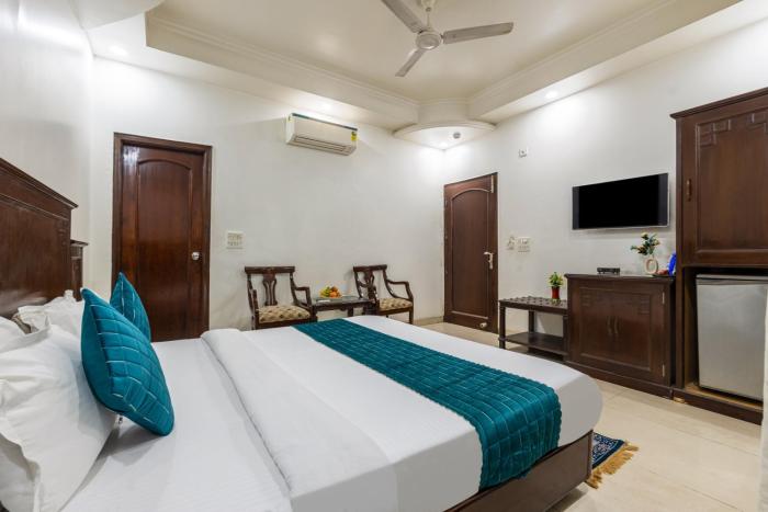 hotel legend international just a min walk from new delhi railway station
