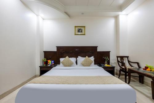 hotel legend international just a min walk from new delhi railway station