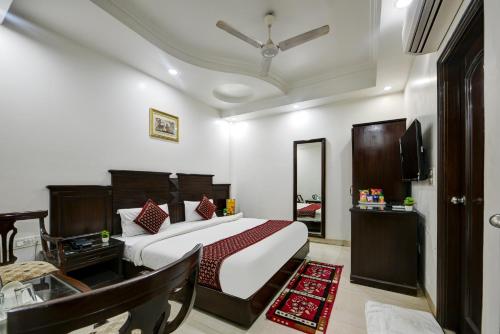 Hotel Legend International -Just A Min Walk From New Delhi Railway Station,,3 star