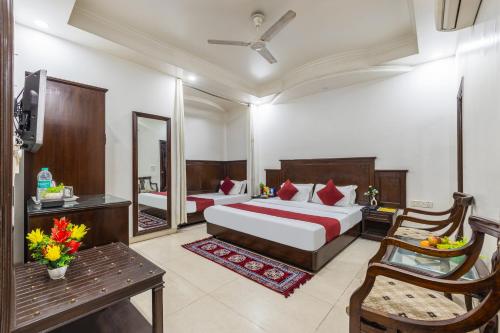 hotel legend international just a min walk from new delhi railway station