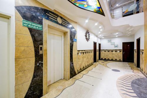 hotel legend international just a min walk from new delhi railway station