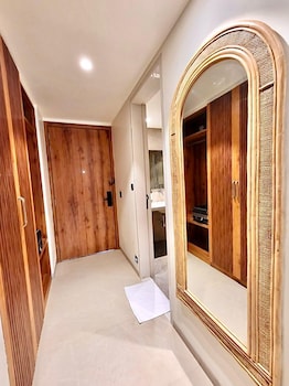 Ark Lake Resort,,3 star