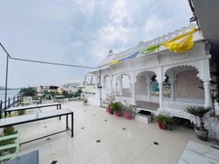 bunk and beyound hostel