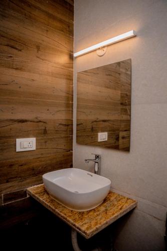 casa aqua mandrem