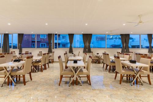 galaxy royal suites