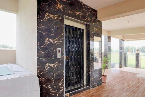 hotel o kandrika highway road vijayawada formerly akshaya heights