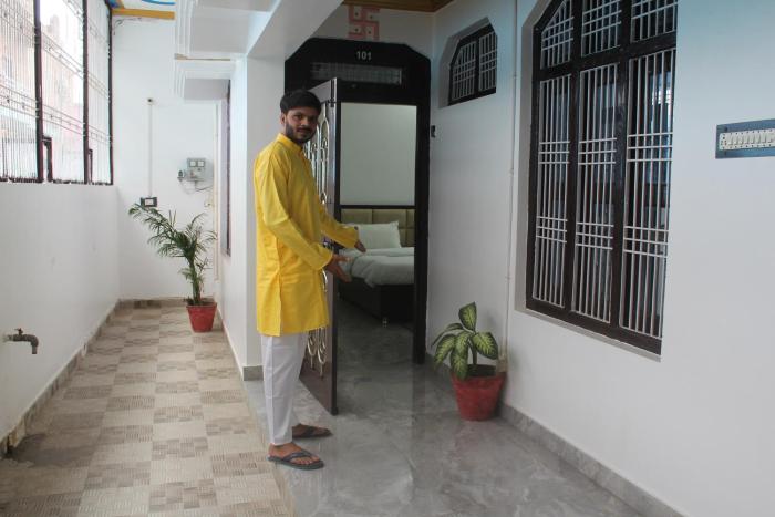 shri narayanam guest house and home stay