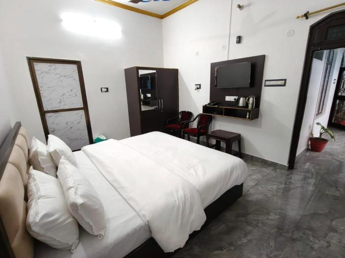 shri narayanam guest house and home stay