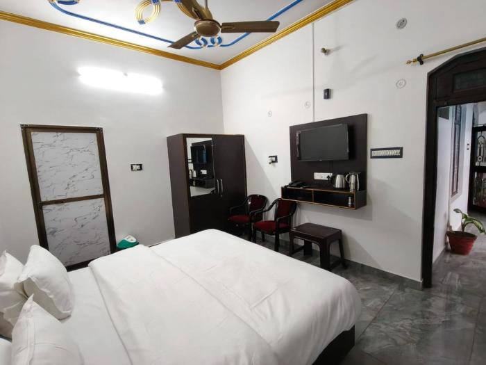 shri narayanam guest house and home stay