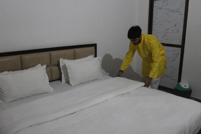 shri narayanam guest house and home stay