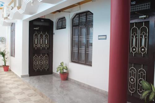 shri narayanam guest house and home stay
