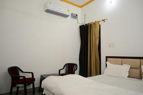 shri narayanam guest house and home stay