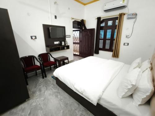 shri narayanam guest house and home stay