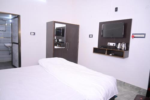 shri narayanam guest house and home stay