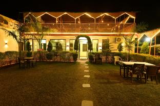 hotel happy forest inn