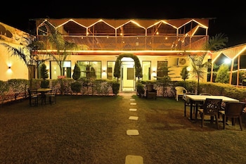 hotel happy forest inn