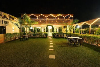 hotel happy forest inn