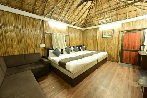 hotel happy forest inn