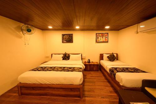 hotel happy forest inn