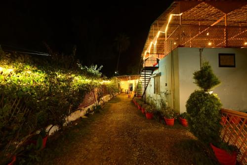 hotel happy forest inn