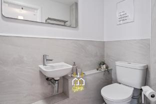 whitehall stay sja stays modern 2 bed apartment