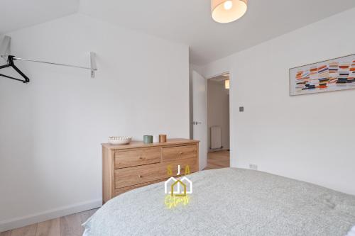 whitehall stay sja stays modern 2 bed apartment